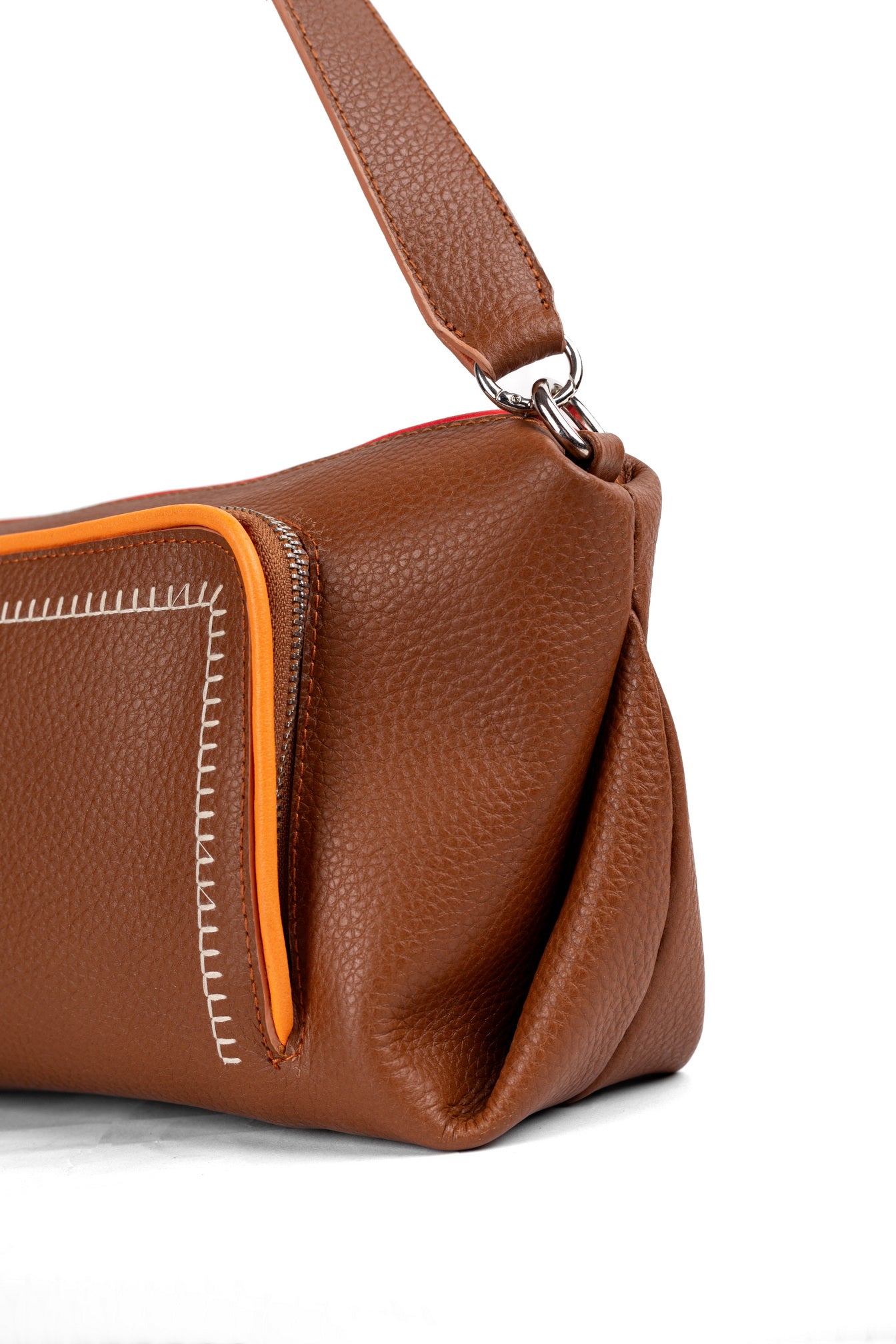 Elegant Camel Leather Purse – NIROS by Zayaeg