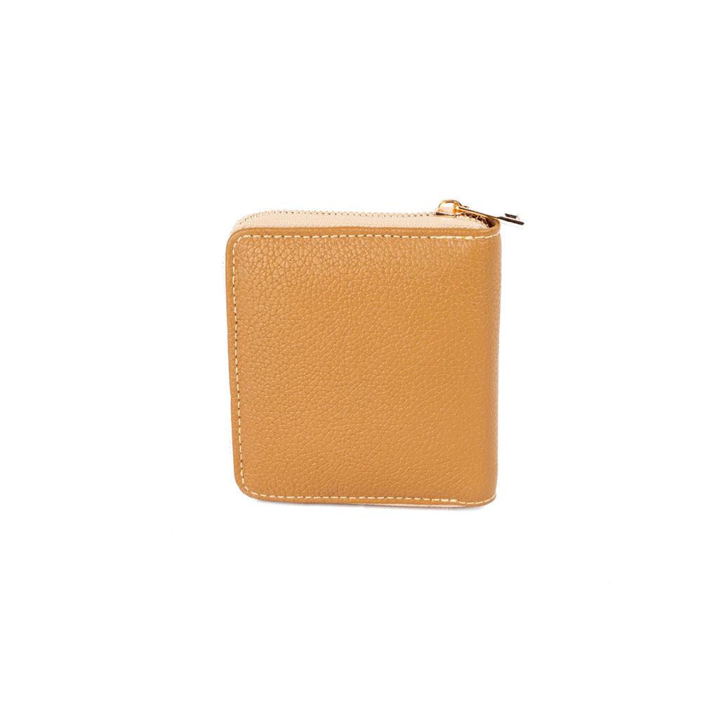 Elegant Beige Leather Wallet – VELLARA by Zayaeg