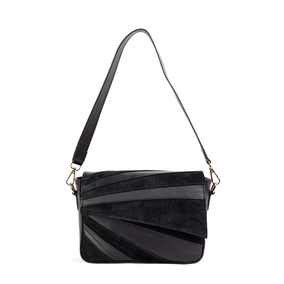 Elegant Black Leather Purse – BAGEV by Zayaeg