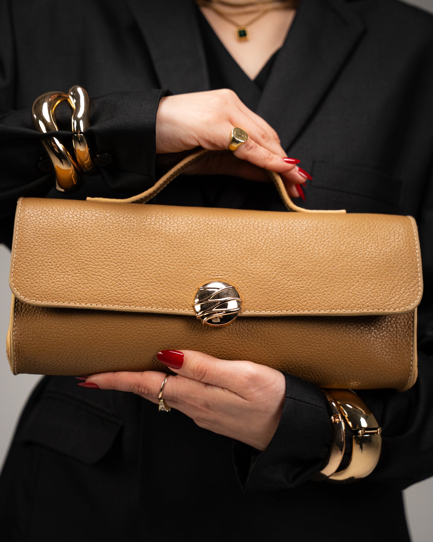 Lana Genuine Leather beige Bag – Premium Natural Leather Handbag | Zayaeg